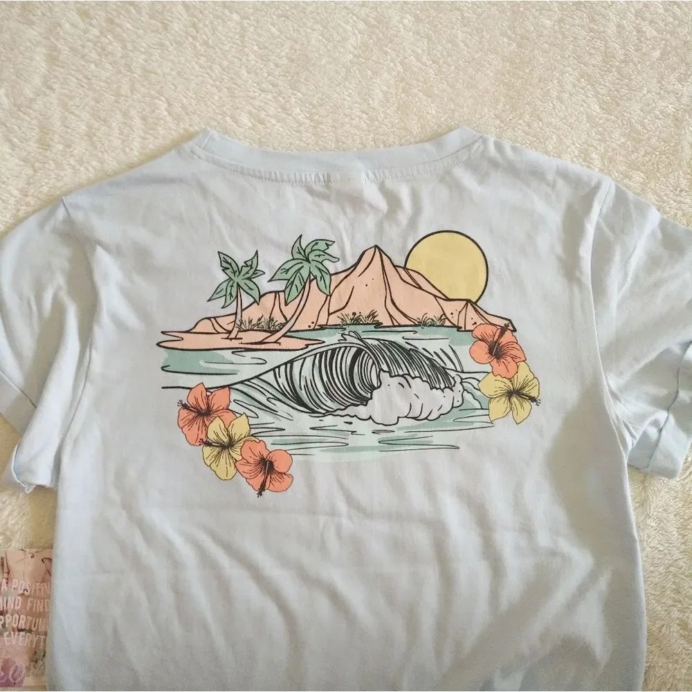 Vibe N' "ALOHA"🤙 Graphic Tee - NWT - Picture 6 of 14
